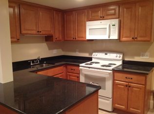 11 Old Scituate Ave #2A, Hope, RI 02831