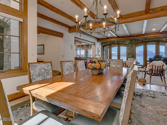 4th image of 16 Stone Creek Ln