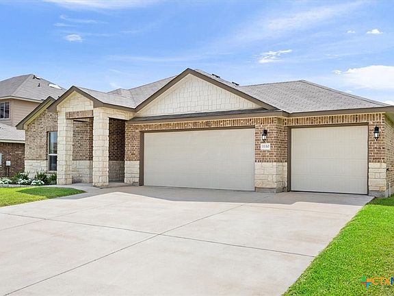 3rd image of 1110 Kiskadee Branch Dr
