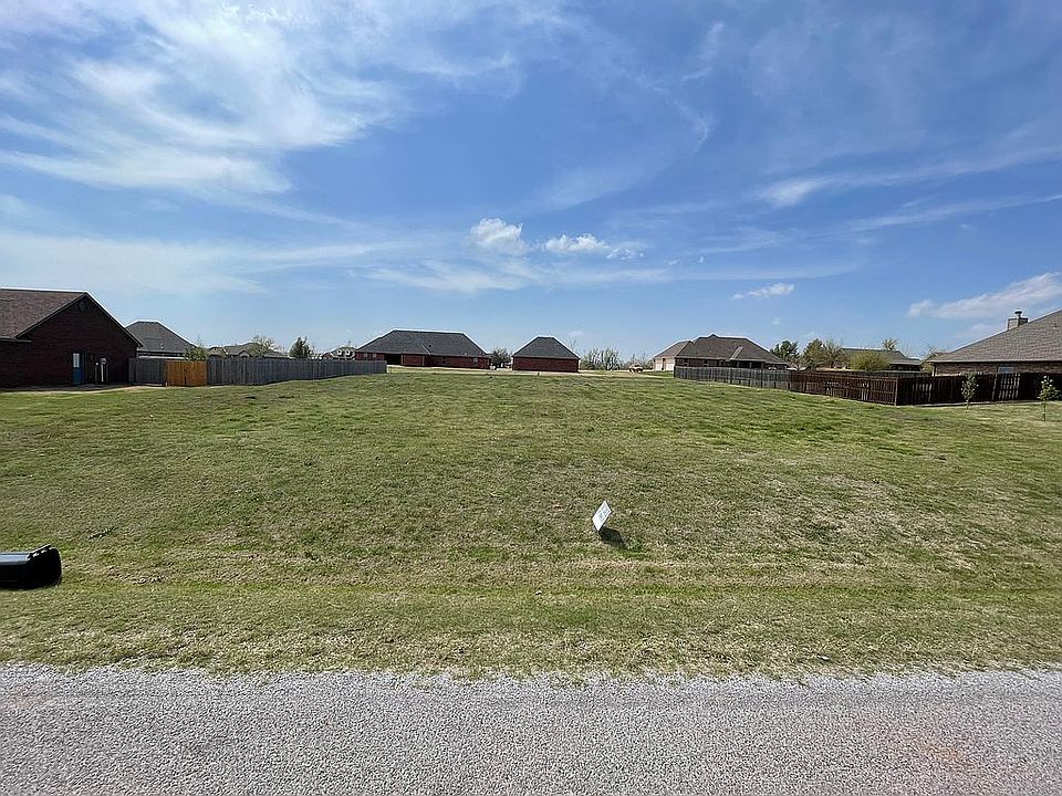 2nd image of 505 Wildflower Dr