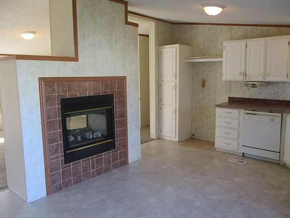 2nd image of 23734 Deerfield