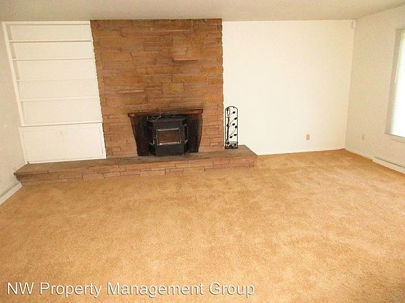4th image of 1108 8th St