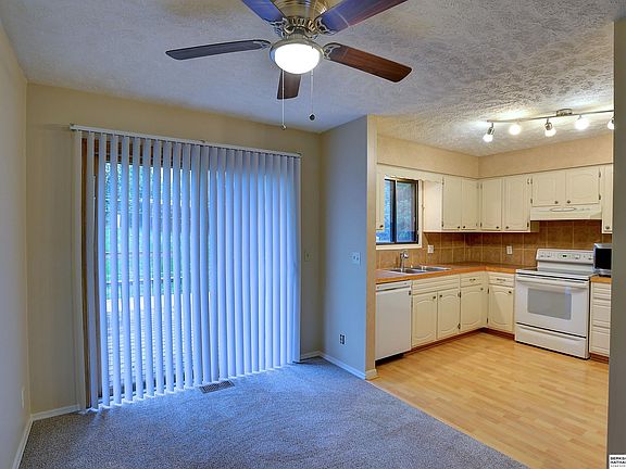 5th image of 7712 Cottonwood Ave
