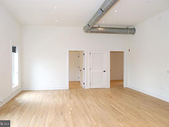 4th image of 631-37 N Broad St #507