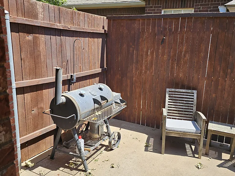 10306 York Ave — Photo 107