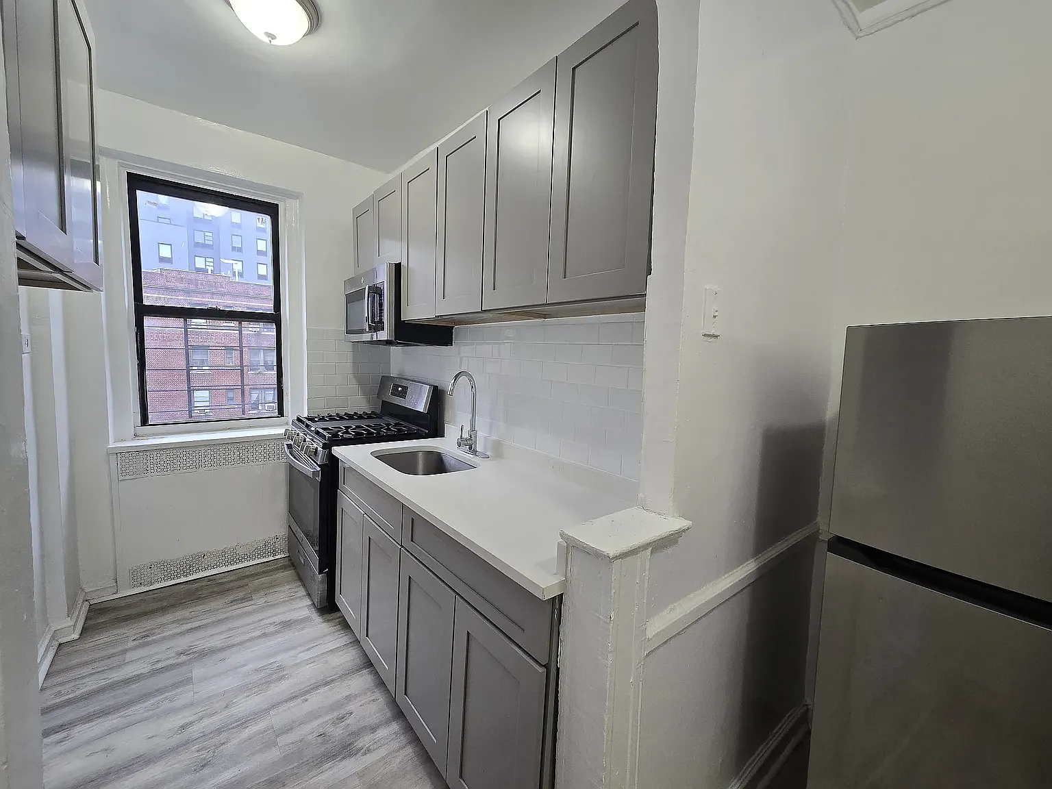85 Mcclellan Street — Photo 4