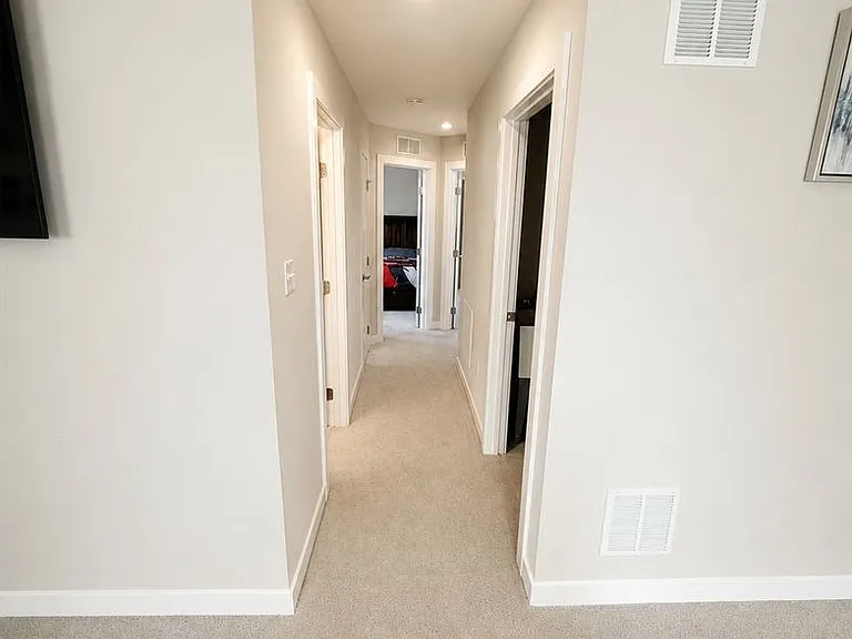805 Llanelli Dr — Photo 32