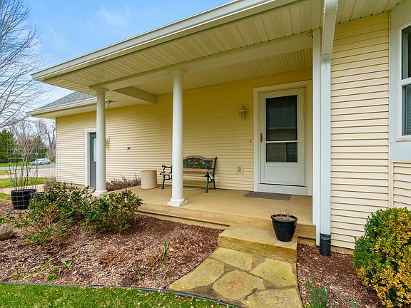 2nd image of 4613 Thistle Mill Ct