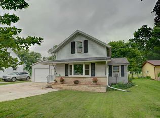 115 Pierce St, Arlington, WI 53911