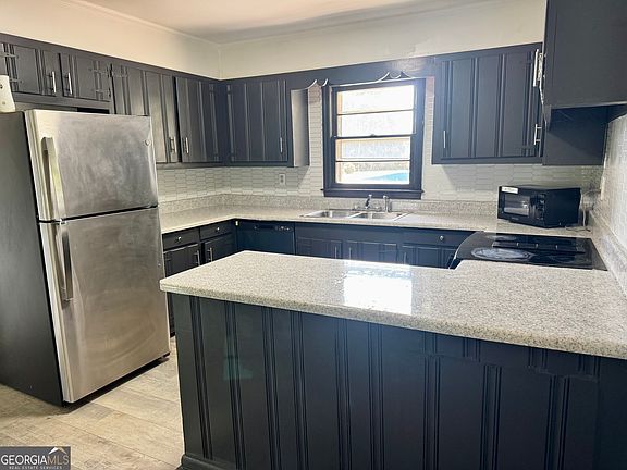 4th image of 2865 Jane Allen Dr