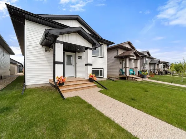 4428 E 74th St, Camrose, AB T4V 5C8