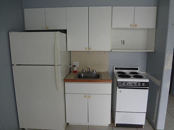 2nd image of 16450 NW 2nd Ave APT 218