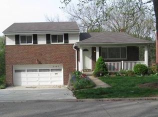 2487 Rosegarden Rd, Pittsburgh, PA 15220