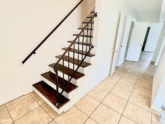 3rd image of 800 Harbour North Dr #1