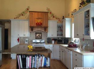 1924 Seaman Ct, Toms River, NJ 08753