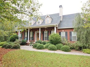 396 Harbour Shores Dr, Jackson, GA 30233