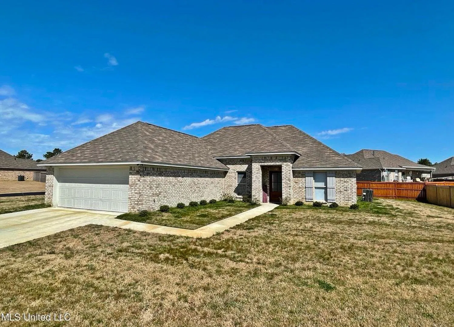 Beautiful Home For Rent In Pearl! 3/2 Nicely Updated — Photo 1
