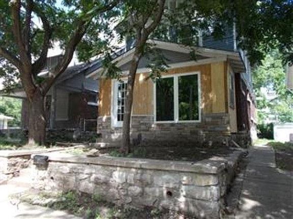 2nd image of 223 N Wheeling Ave