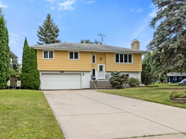 3830 Idaho Ave N, Crystal, MN 55427