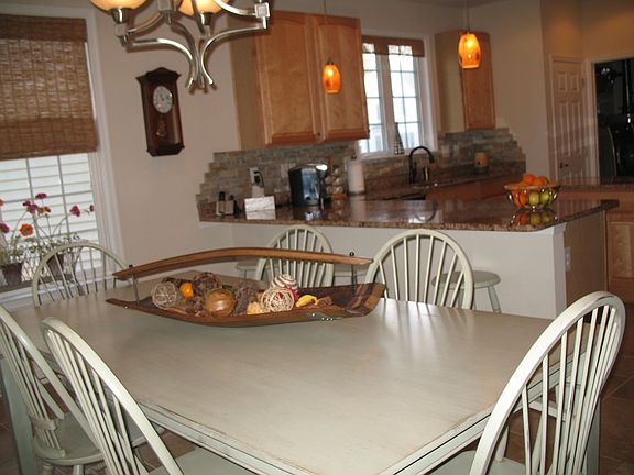 5th image of 4741 Westhampton