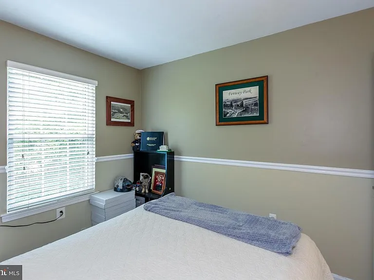 13662 Barren Springs Ct — Photo 45