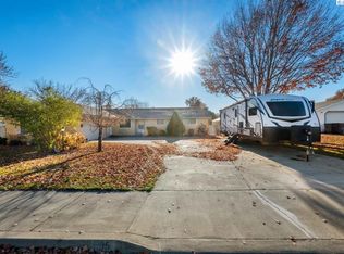 105 W 36th Pl, Kennewick, WA 99337
