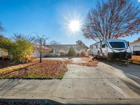 105 W 36th Pl, Kennewick, WA 99337