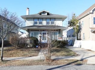 22137 Edmore Ave, Jamaica, NY 11428