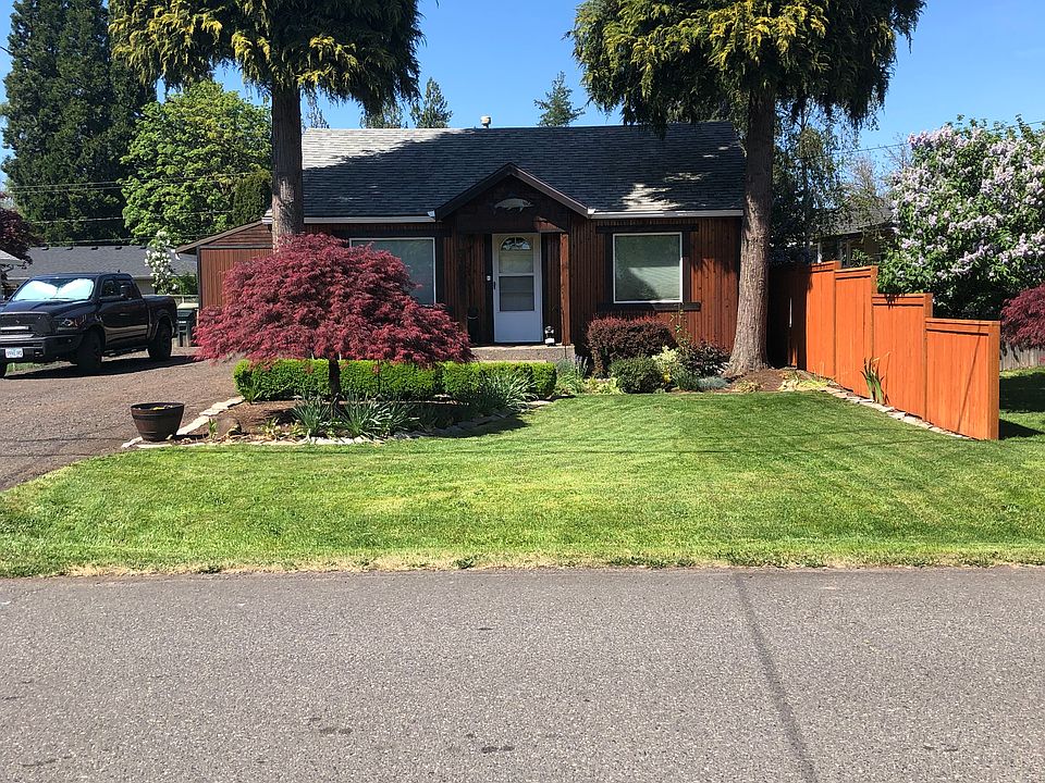 1st image of 31369 NW Hillcrest St