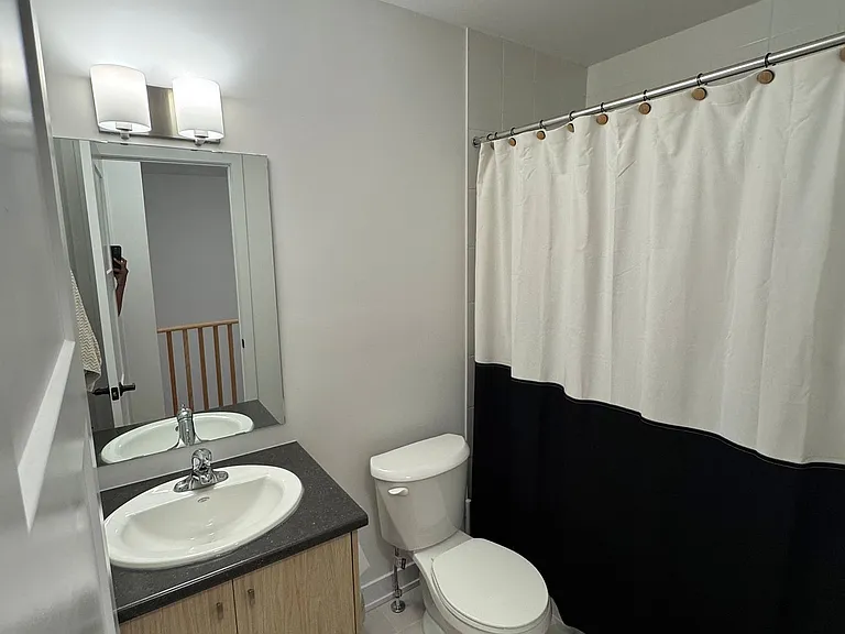 36 Silo Mews — Photo 10
