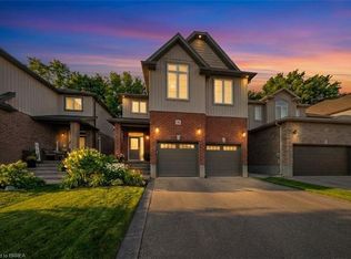 32 Arlington Pkwy, Brant, ON N3L 0G2