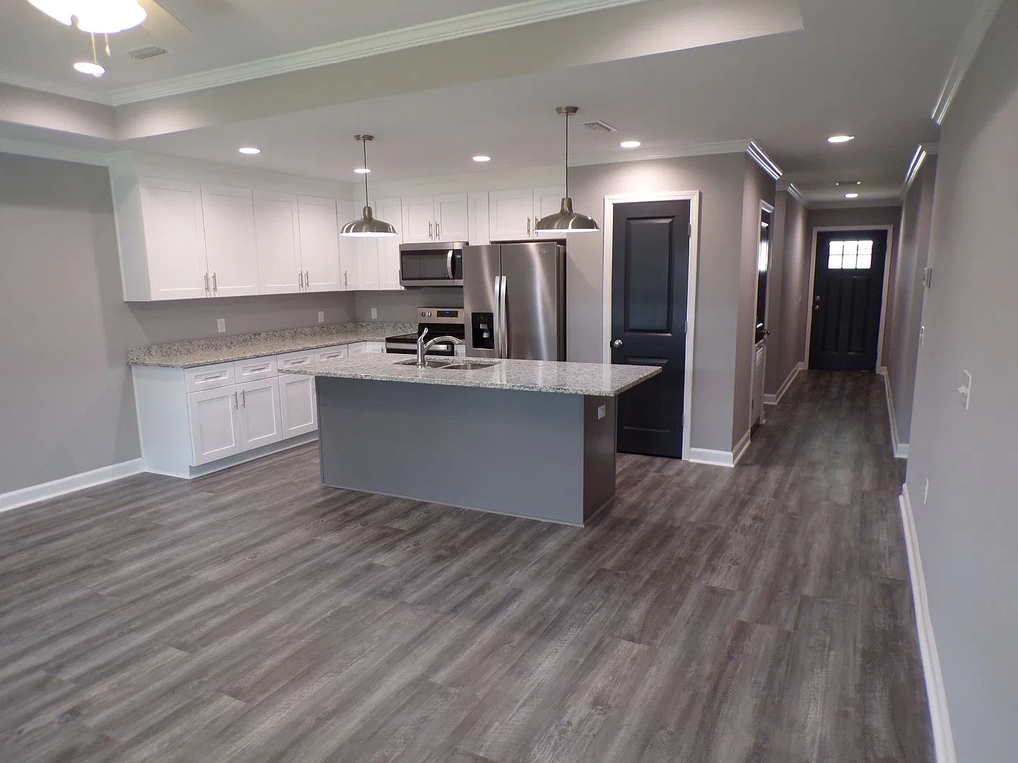 Lowe Drive 323 1-8 — Photo 4