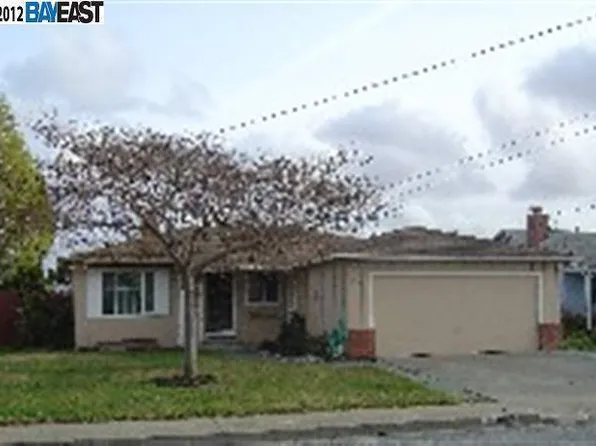 35885 Adobe Dr, Fremont, CA 94536