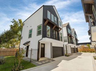 719 Thornton Rd #B, Houston, TX 77018