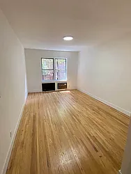 Rented by MOTION New York