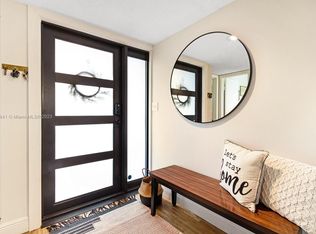 1411 W Fairway Rd, Hollywood, FL 33026