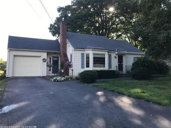 51 Loring Ave, Auburn, ME 04210