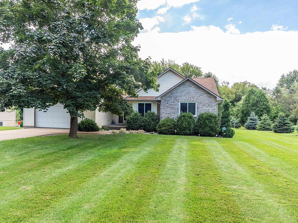 50 Crescent Hill Dr, Ortonville, MI 48462 | Zillow