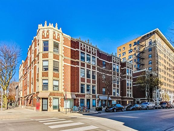 5th image of 1060 W Granville Ave #17