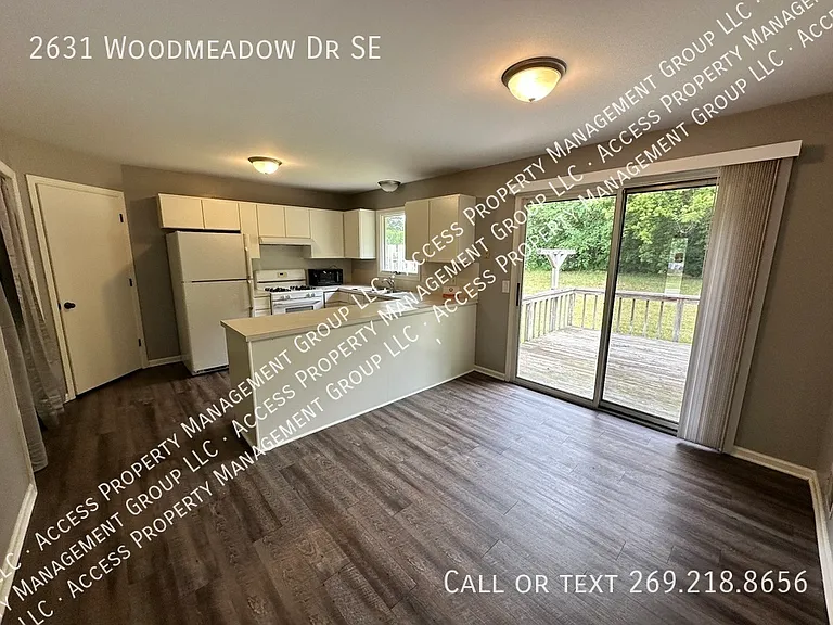 2631 Woodmeadow Dr SE — Photo 5