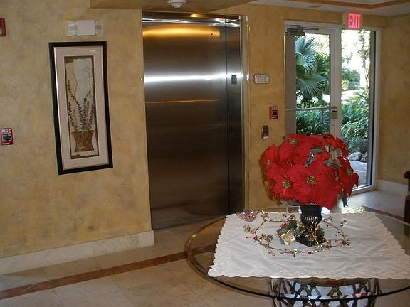 2nd image of 5211 Manorwood Dr