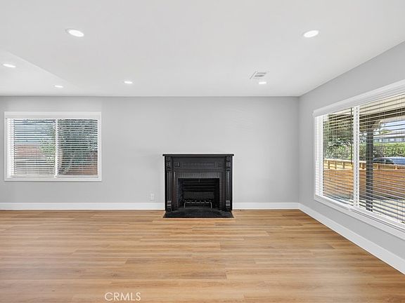 5th image of 2120 Clark Ave