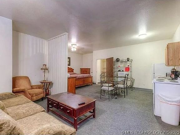 2nd image of 500 Lou Allard Dr