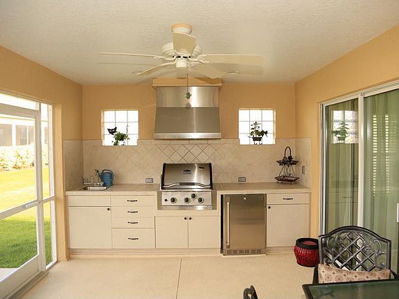 Summer Kitchen