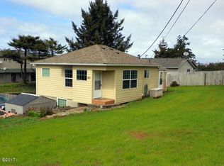 211 NE 3rd St, Newport, OR
