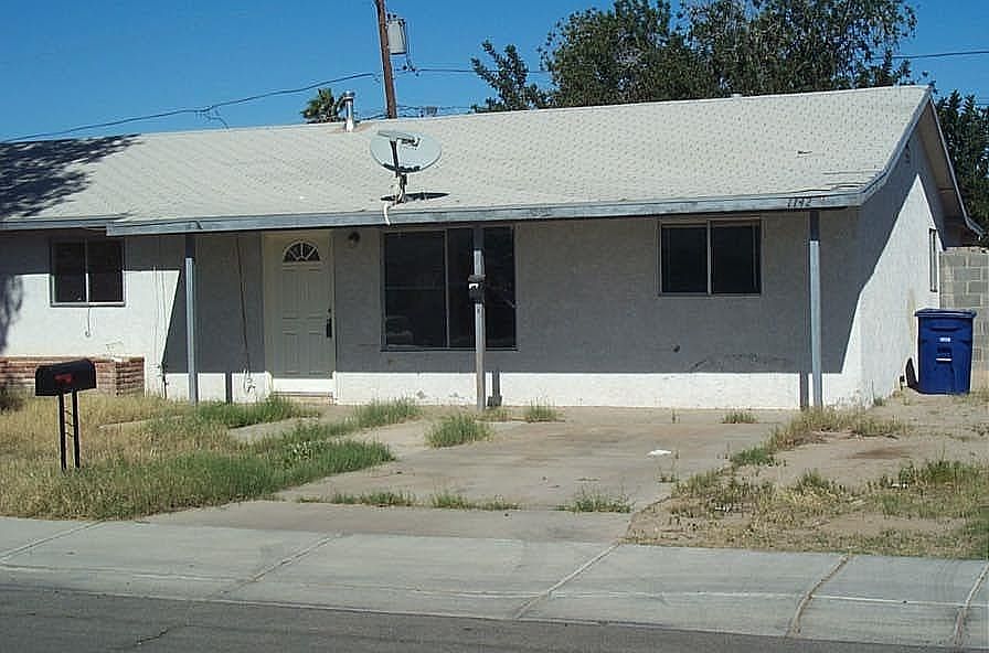 1st image of 1142 S Hacienda Dr