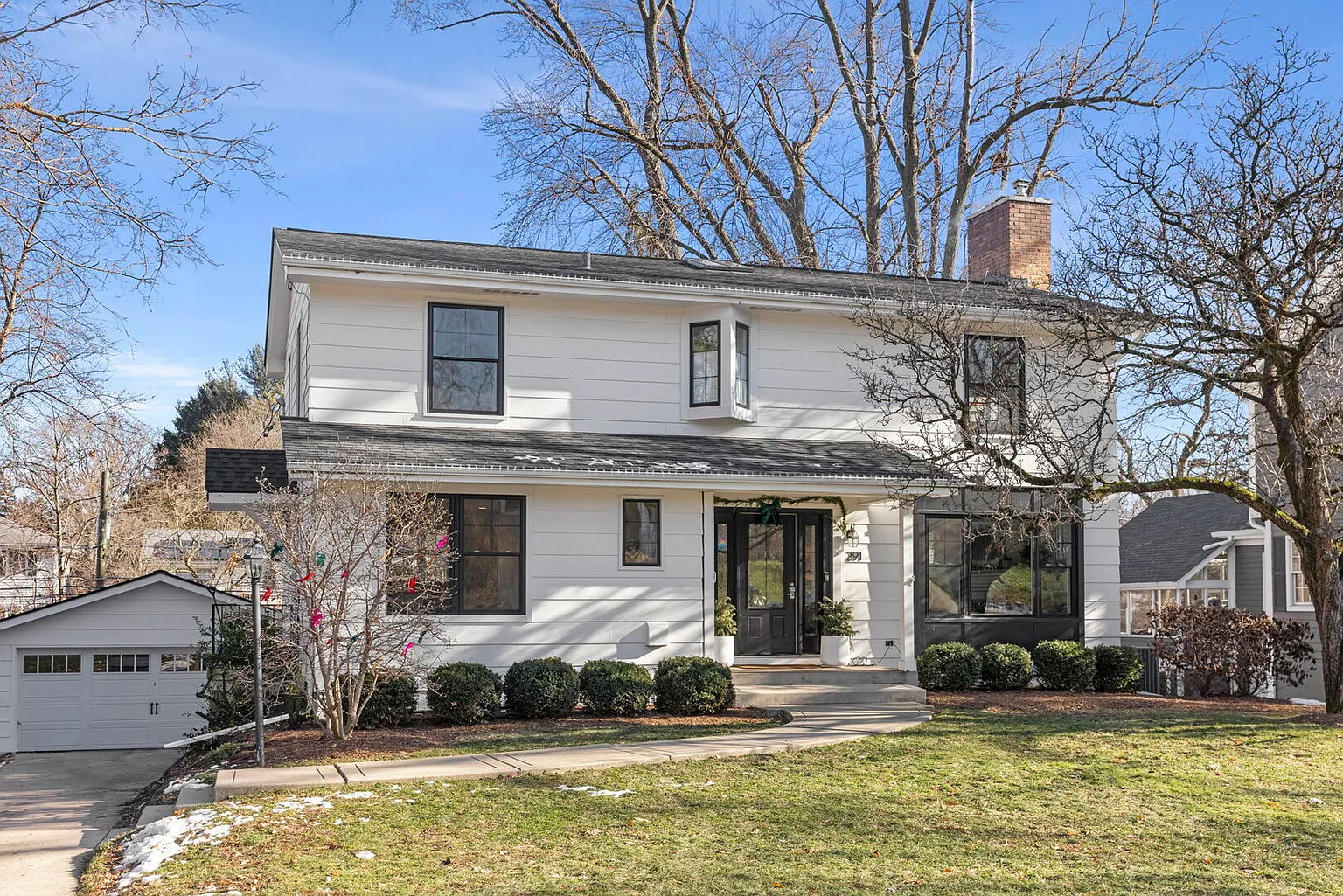 291 Spring Ave photo 1