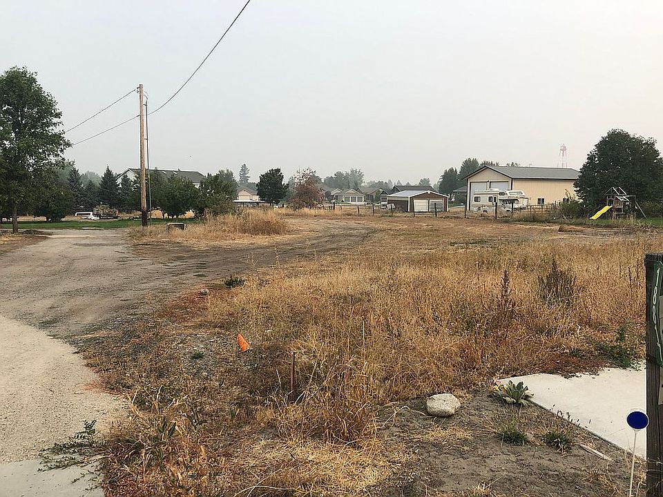 2nd image of 18823 E 4th Ave