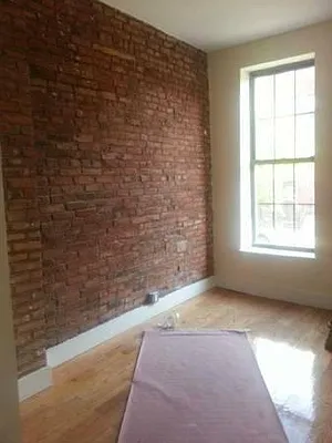 Rented by Loom Group | media 9