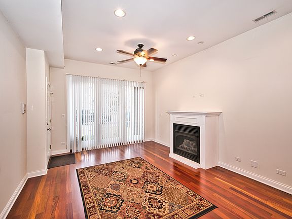 4th image of 3436 N Narragansett Ave Unit 1